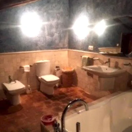 Charming House With Jacuzzi In * Cabra de Mora